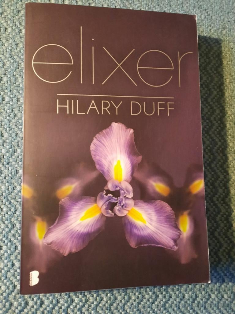Elixer - Hilary Duff (Paperback, 240 blz.), Boeken, Romans, Ophalen of Verzenden