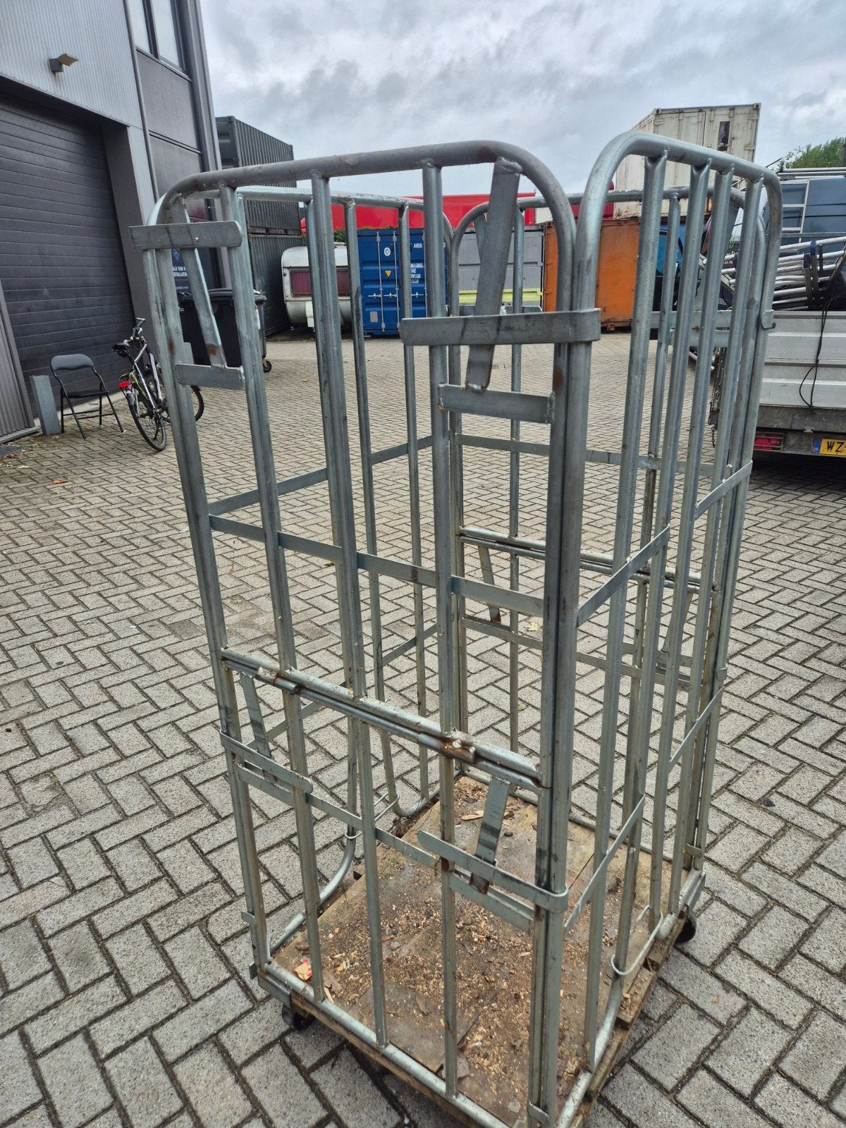 Mooie rolcontainer, 100 liter of meer, Ophalen, Gebruikt, Transportkar