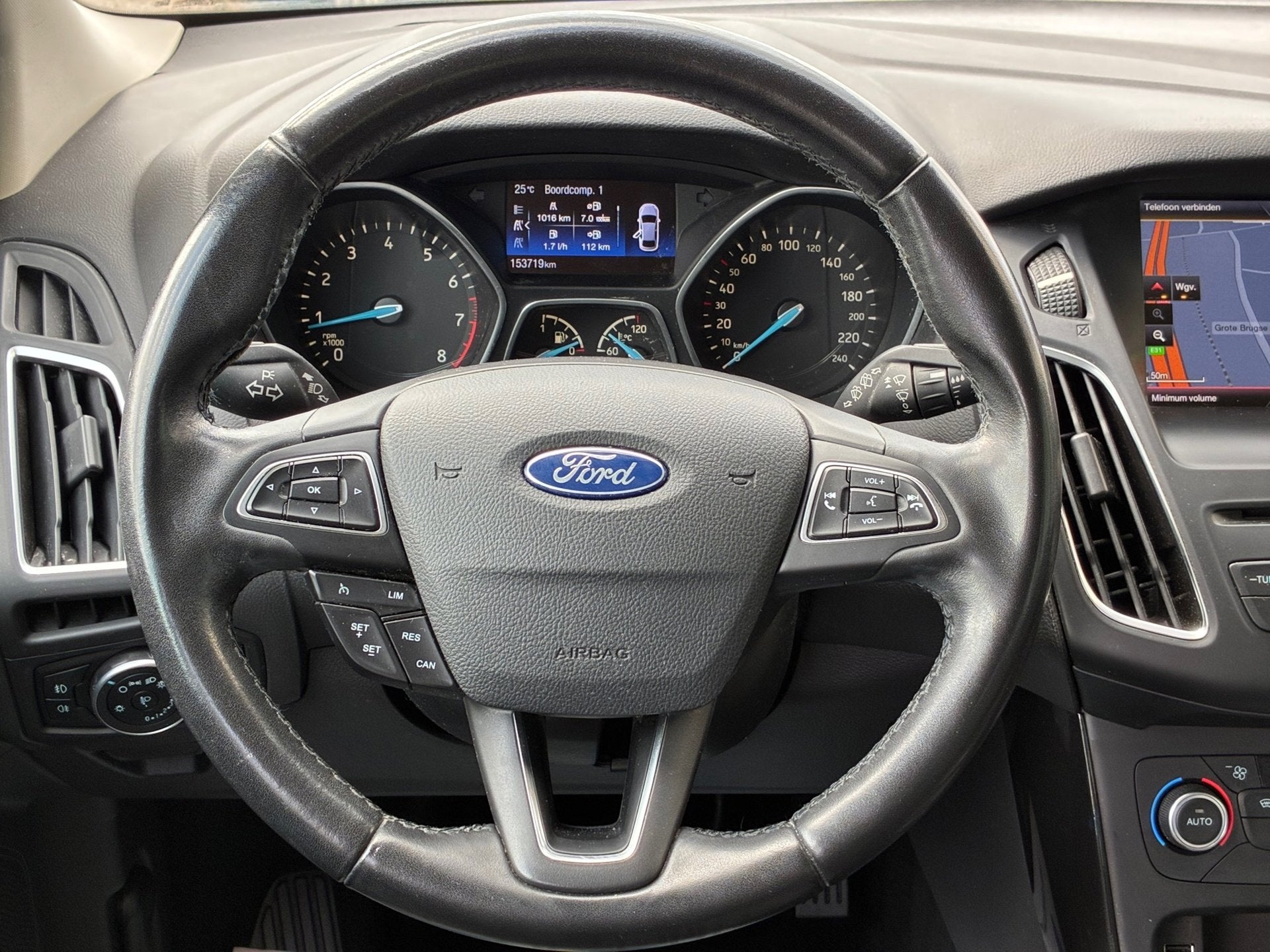 Ford Focus Wagon 1.0 Titanium|2e Eigenaar|Navigatie|CruiseCo, Gebruikt, Euro 6, Origineel Nederlands, Handgeschakeld