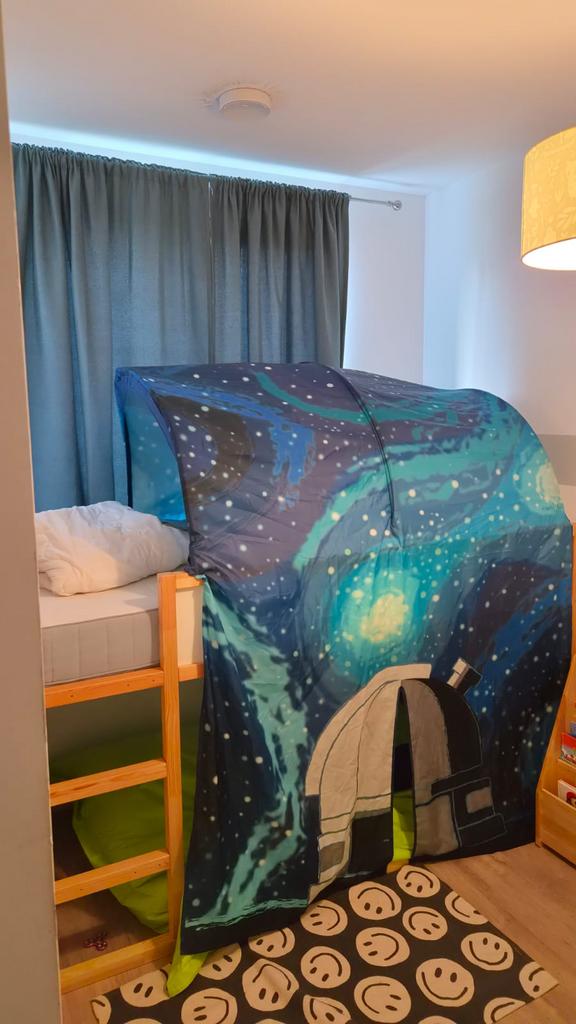 Kinderbed, Kinderen en Baby's, Kinderkamer | Stapelbedden en Hoogslapers, Ophalen, Zo goed als nieuw