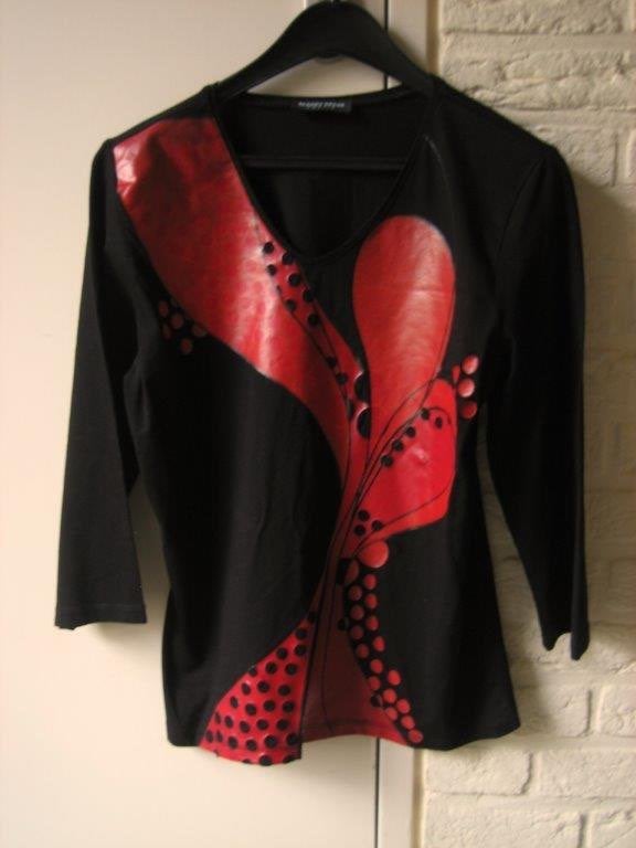 Artistiek shirt met rode opdruk BLACKY DRESS, M snazzeys, Maat 38/40 (M), Blacky Dress, Verzenden, Zwart