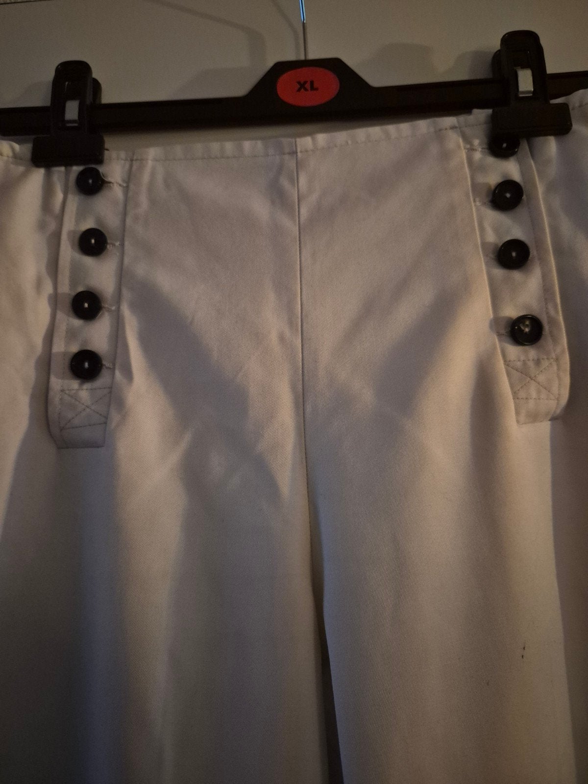 Mooie witte vintage broek met blauwe knoopjes, maat 40, Ophalen of Verzenden