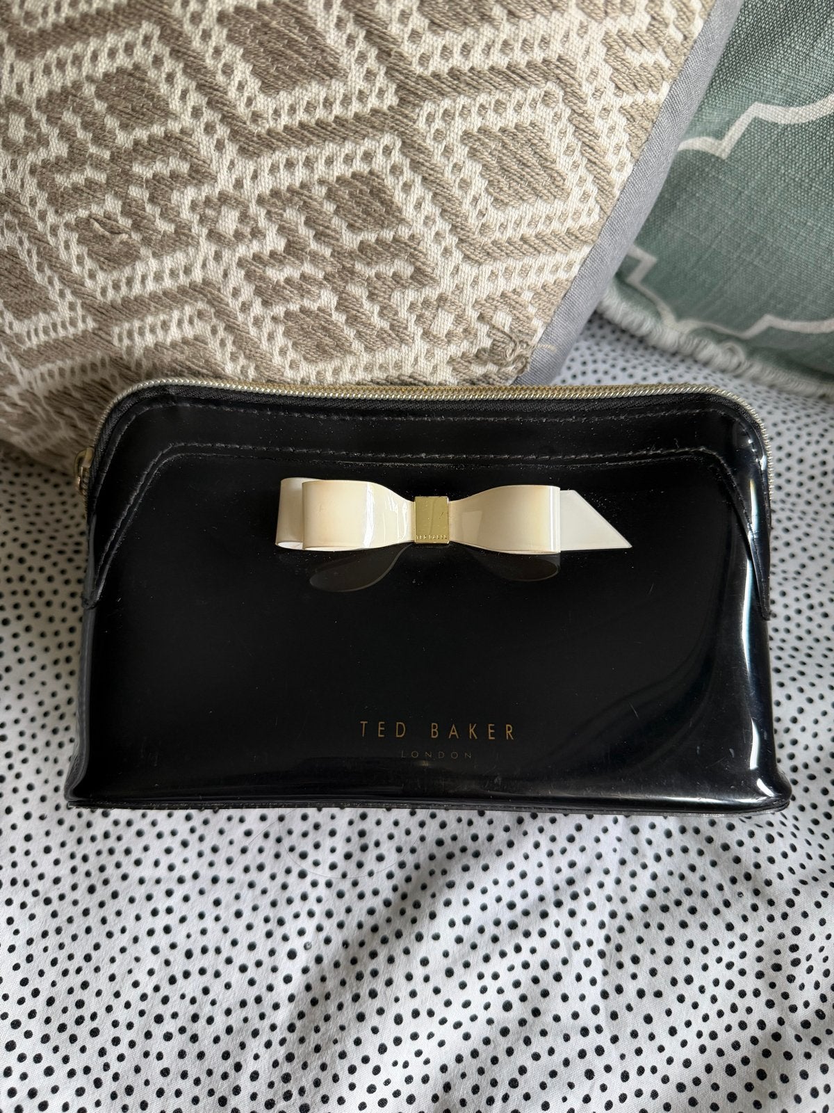 Ted Baker toilettas zwart met strik, Ophalen of Verzenden, Gebruikt, Zwart, Softcase