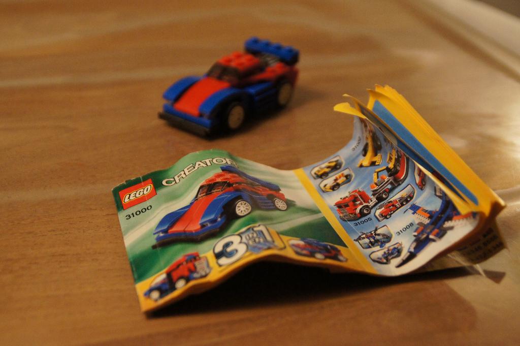 Lego creator 31000 mini race auto, Lego, Ophalen of Verzenden, Zo goed als nieuw, Compleet