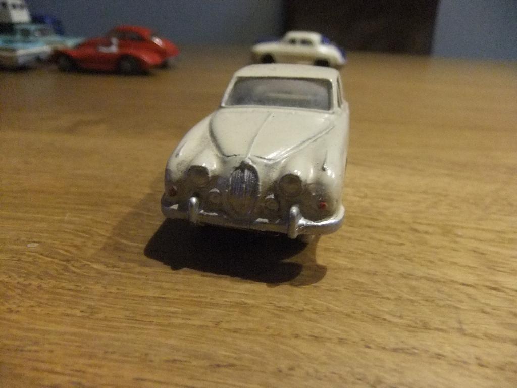 dinky jaguar, Ophalen of Verzenden, Gebruikt, Auto, Dinky Toys