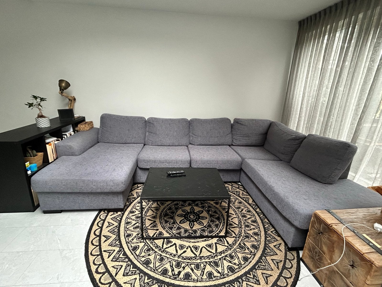GRATIS!! Grote hoekbank 3x2 met afneembare kussens, Ophalen, Gebruikt, Stof
