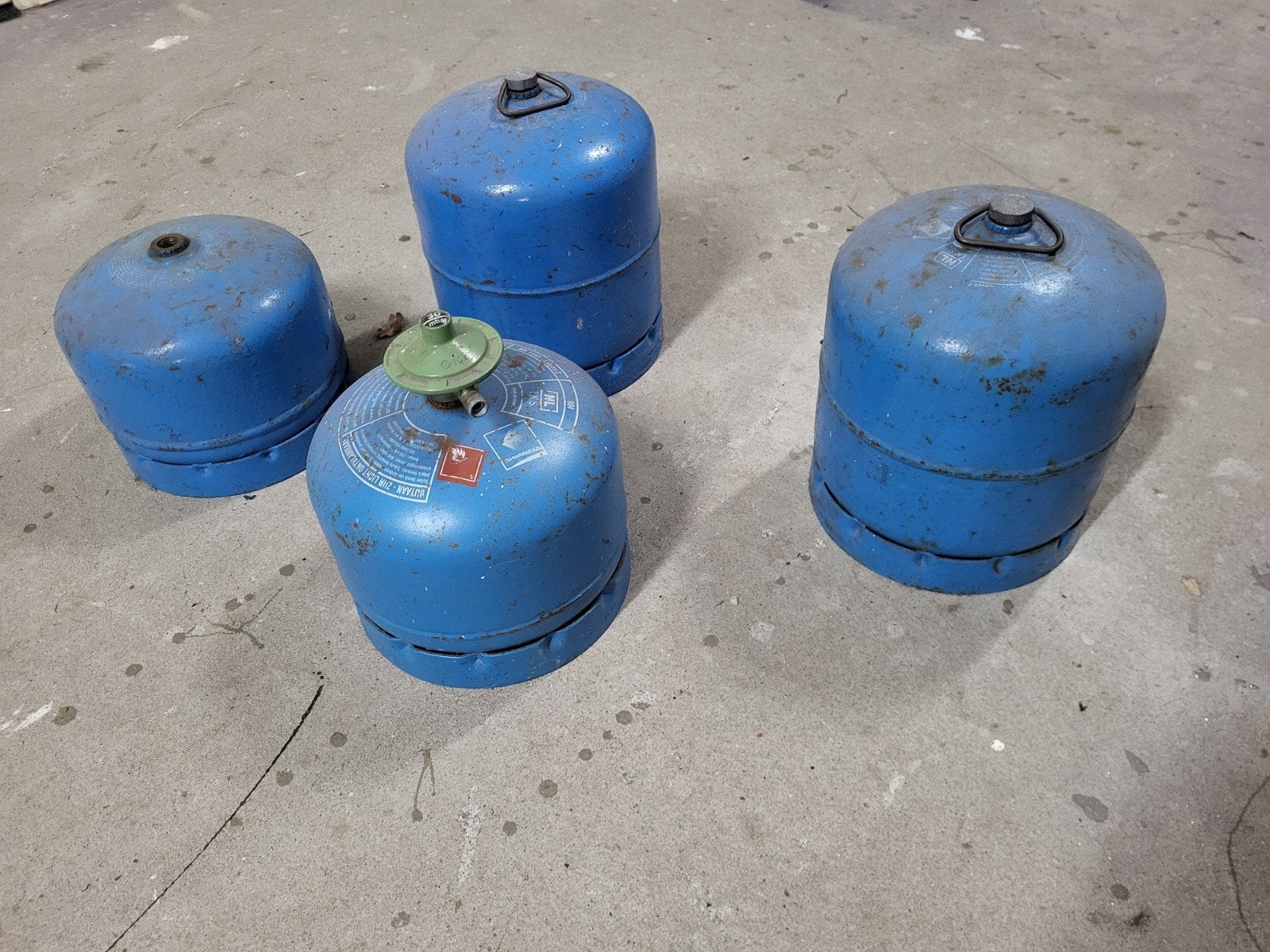 Campinggasflessen - diverse formaten, deels gevuld, Ophalen of Verzenden, Gebruikt