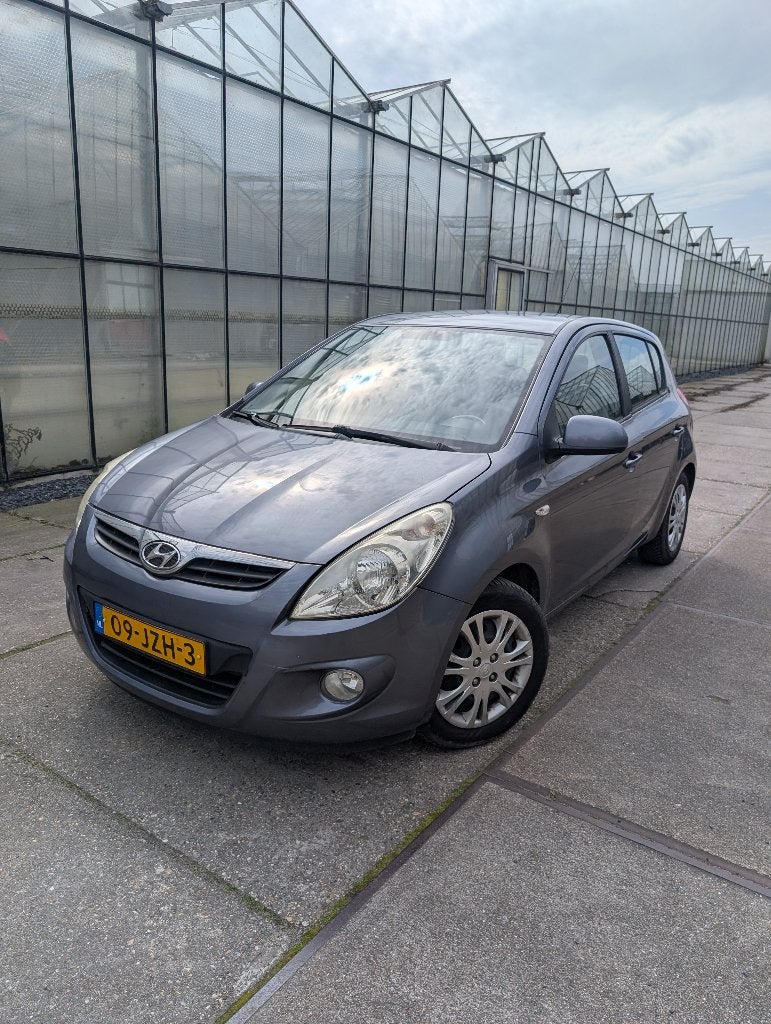 Hyundai i20 1.2 5DR 2009 Dynamic NieuwAPK Dealer/Airco/4seiz, 31 €/maand, 4 cilinders, Origineel Nederlands, Bedrijf