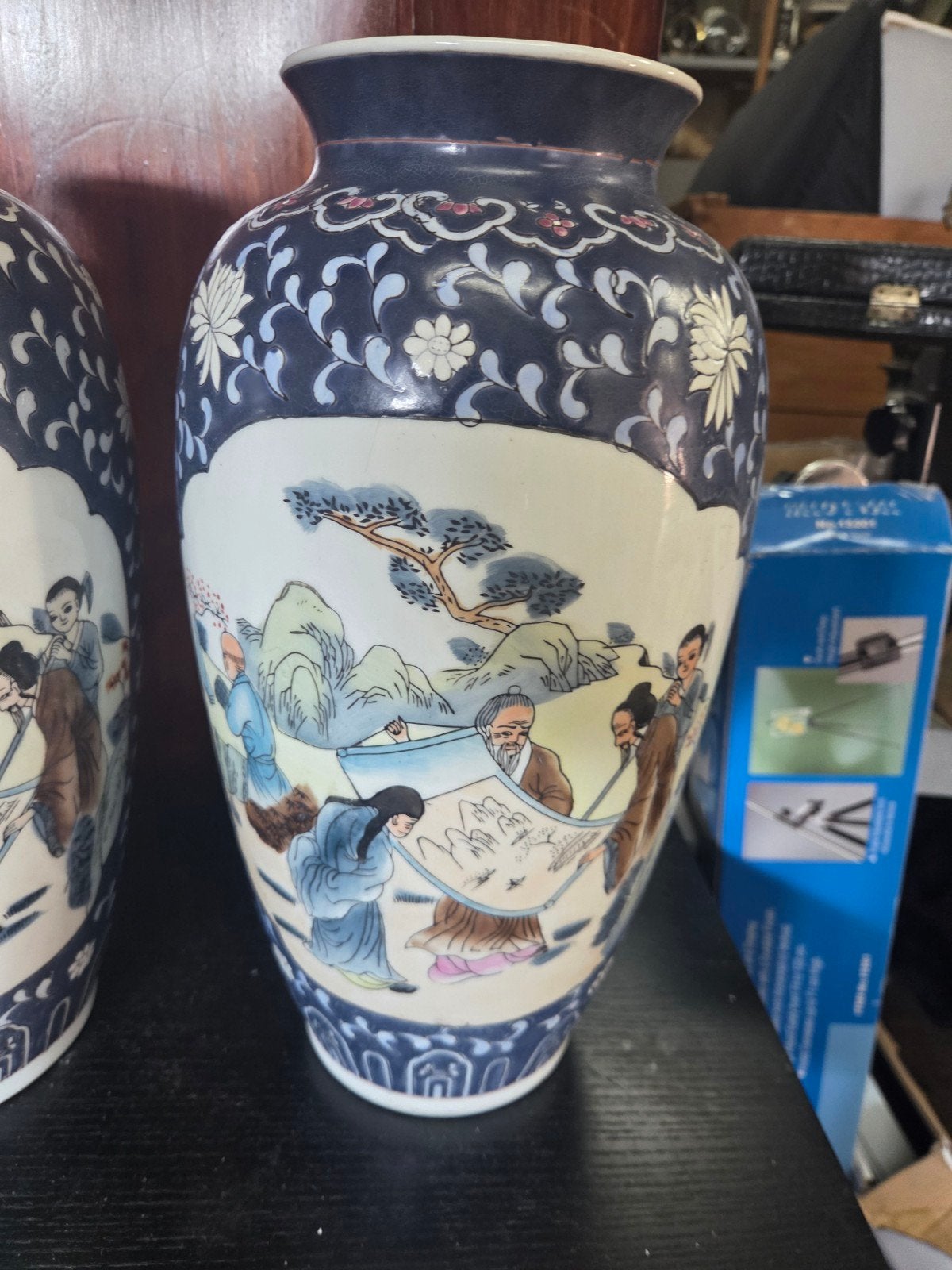Set van 2 Chinese vazen met traditionele decoratie, Ophalen