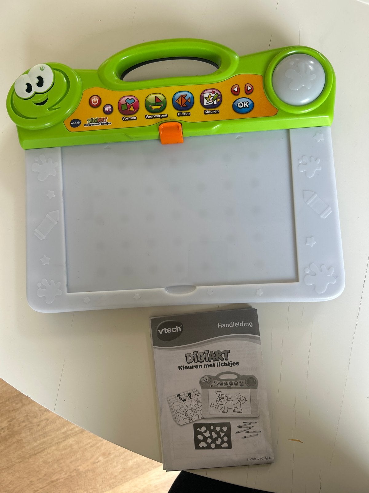 VTech DigiArt Kleuren met Lichtjes Tekentafel, Ophalen of Verzenden, Zo goed als nieuw, Knutselen, Met licht