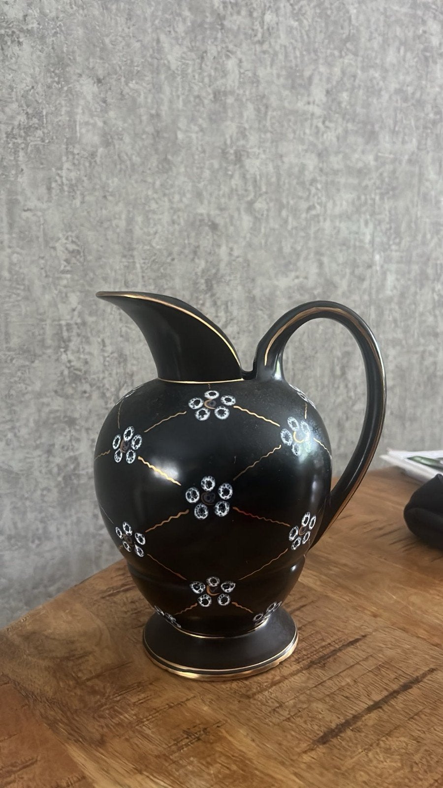 Vintage Tiko Holland kan - Zwart met gouden decoratie, Ophalen