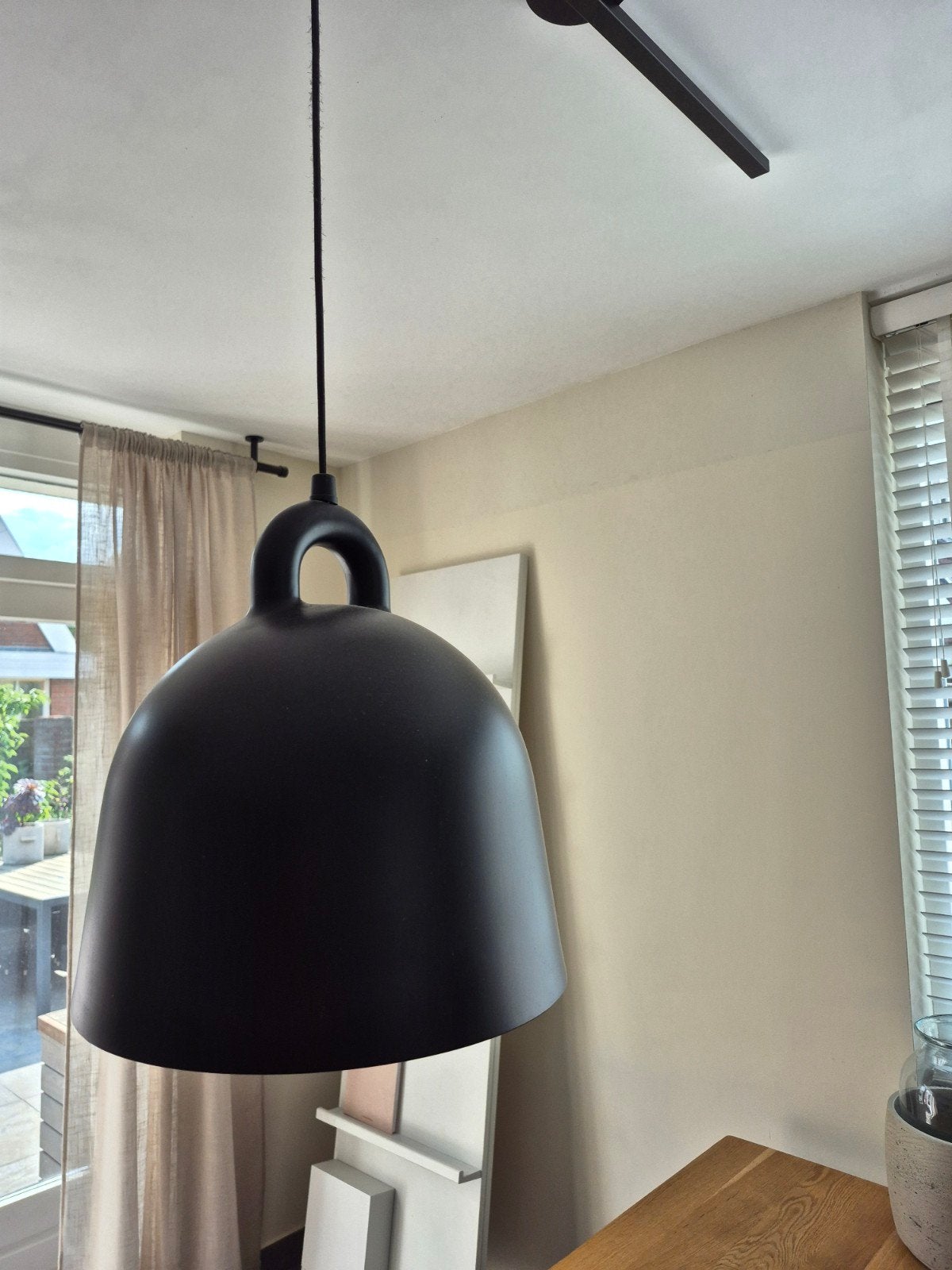 Normann Copenhagen Bell Lamp Maat M - Zwart Design, Modern, Scandinavisch design, Zo goed als nieuw, Metaal, E27 (groot)