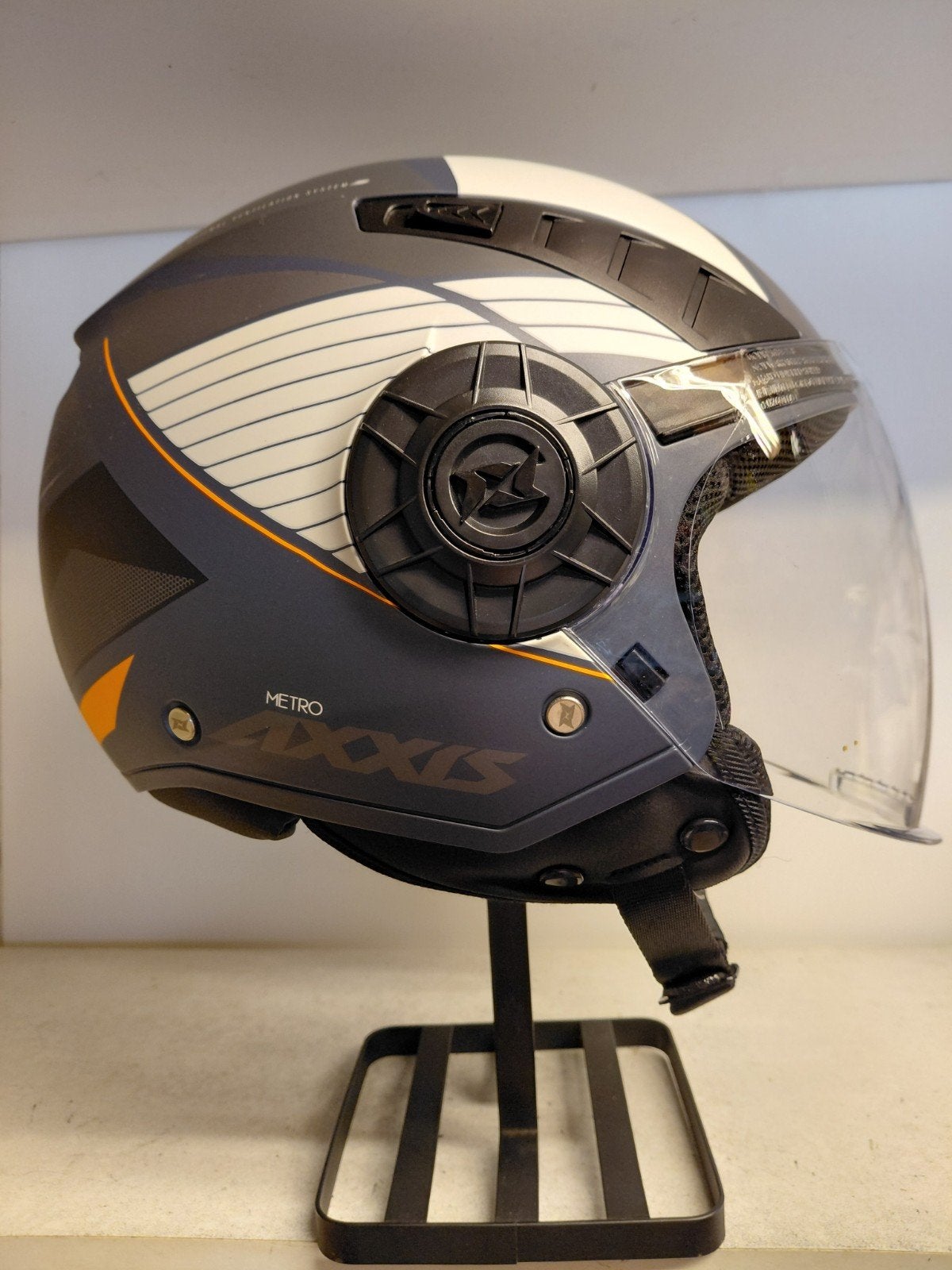 Nieuwe helm maat L.  Rondom kleine krasjes, Dames, Jethelm, Ophalen of Verzenden, L
