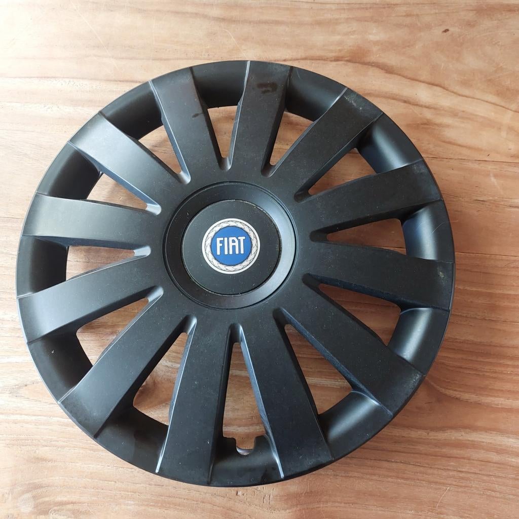 1 wieldop Fiat  AGAT 13", Ophalen of Verzenden