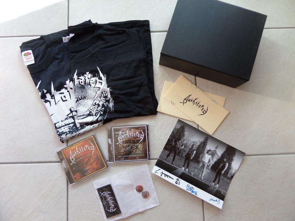 ANIHILATED - the black boxset limited edition, Cd's en Dvd's, Cd's | Hardrock en Metal, Nieuw in verpakking, Boxset, Ophalen of Verzenden
