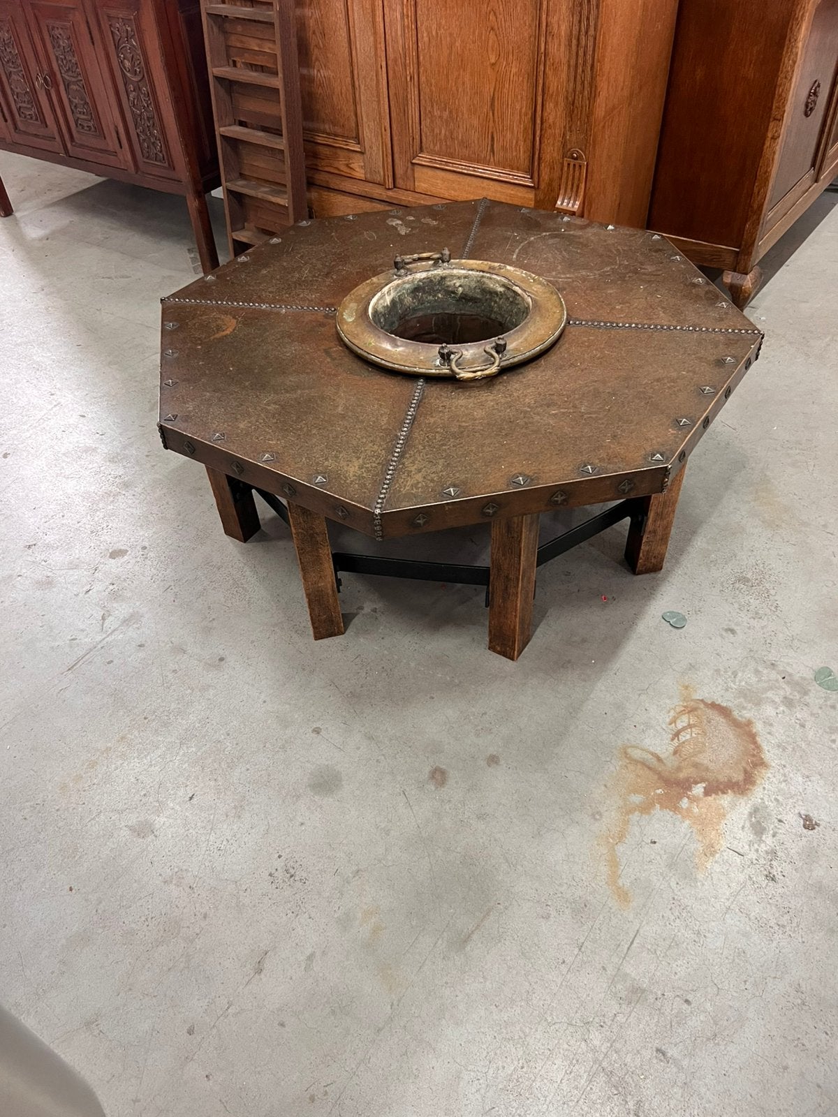 Unieke Antieke Spaanse 'Brasero' Salontafel – Hout & Koper, Ophalen