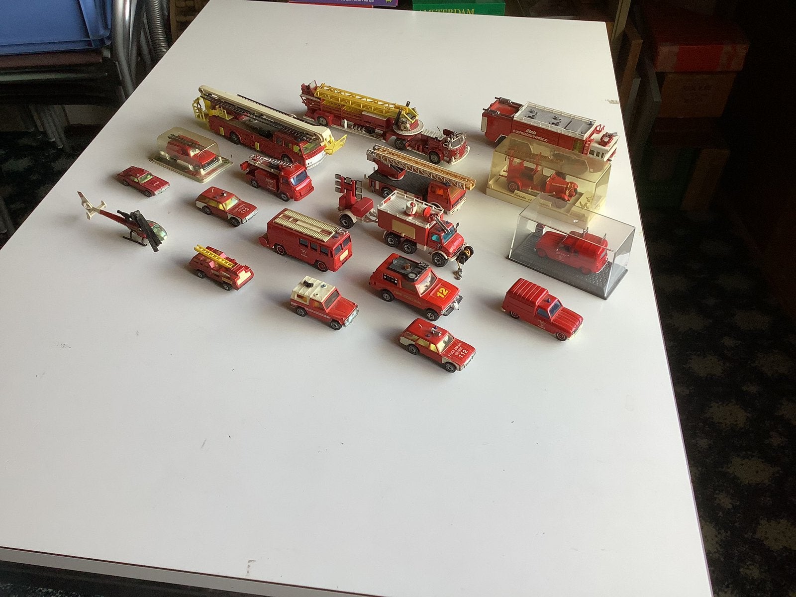Brandweerwagens verzameling. 18. stuks nieuw en gebruikt., Ophalen, Auto