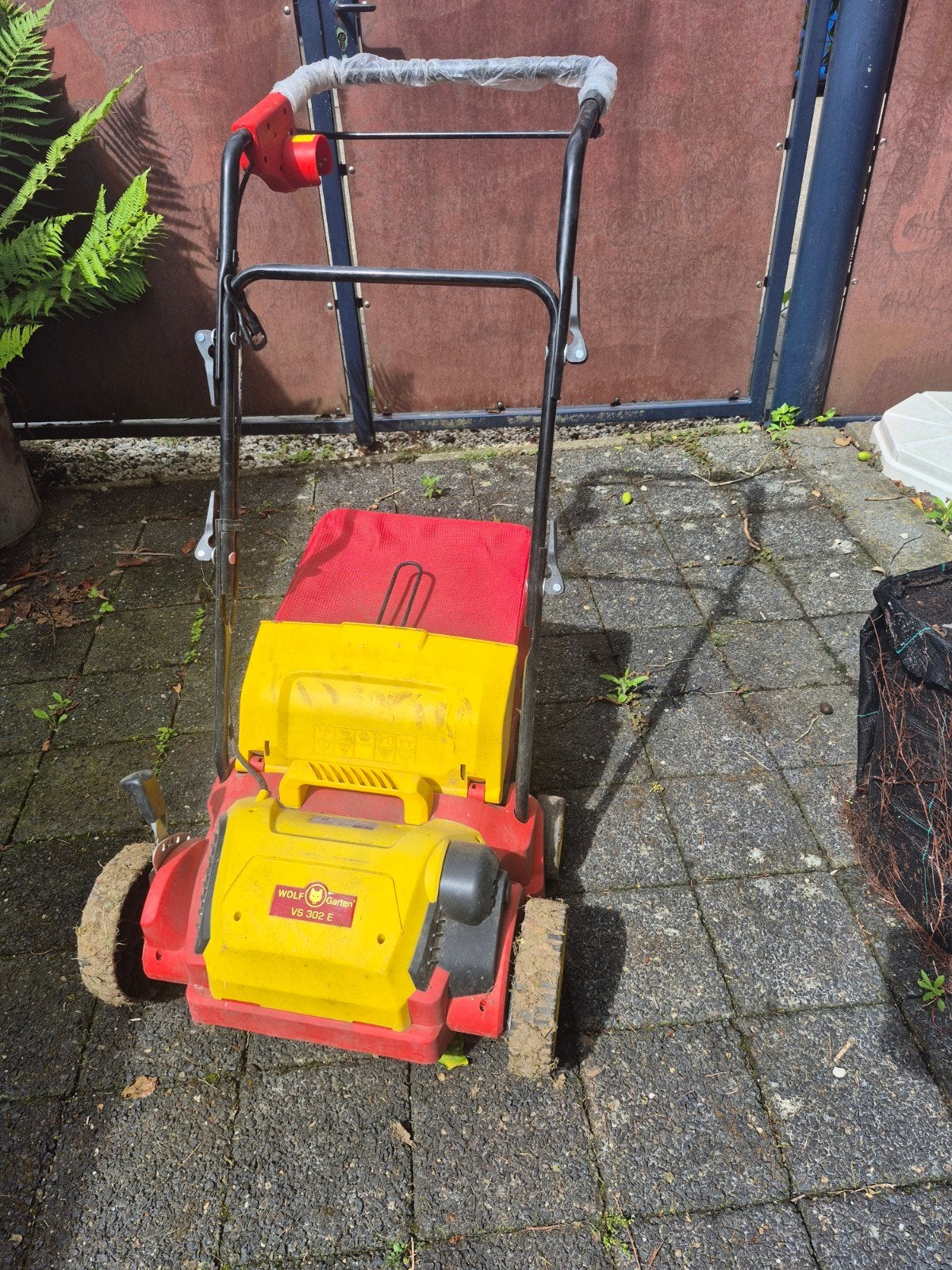 Zo goed als nieuwe verticuteermachine - Wolf Garten VS 302 E, Ophalen, Zo goed als nieuw, Elektrisch, Wolf Garten