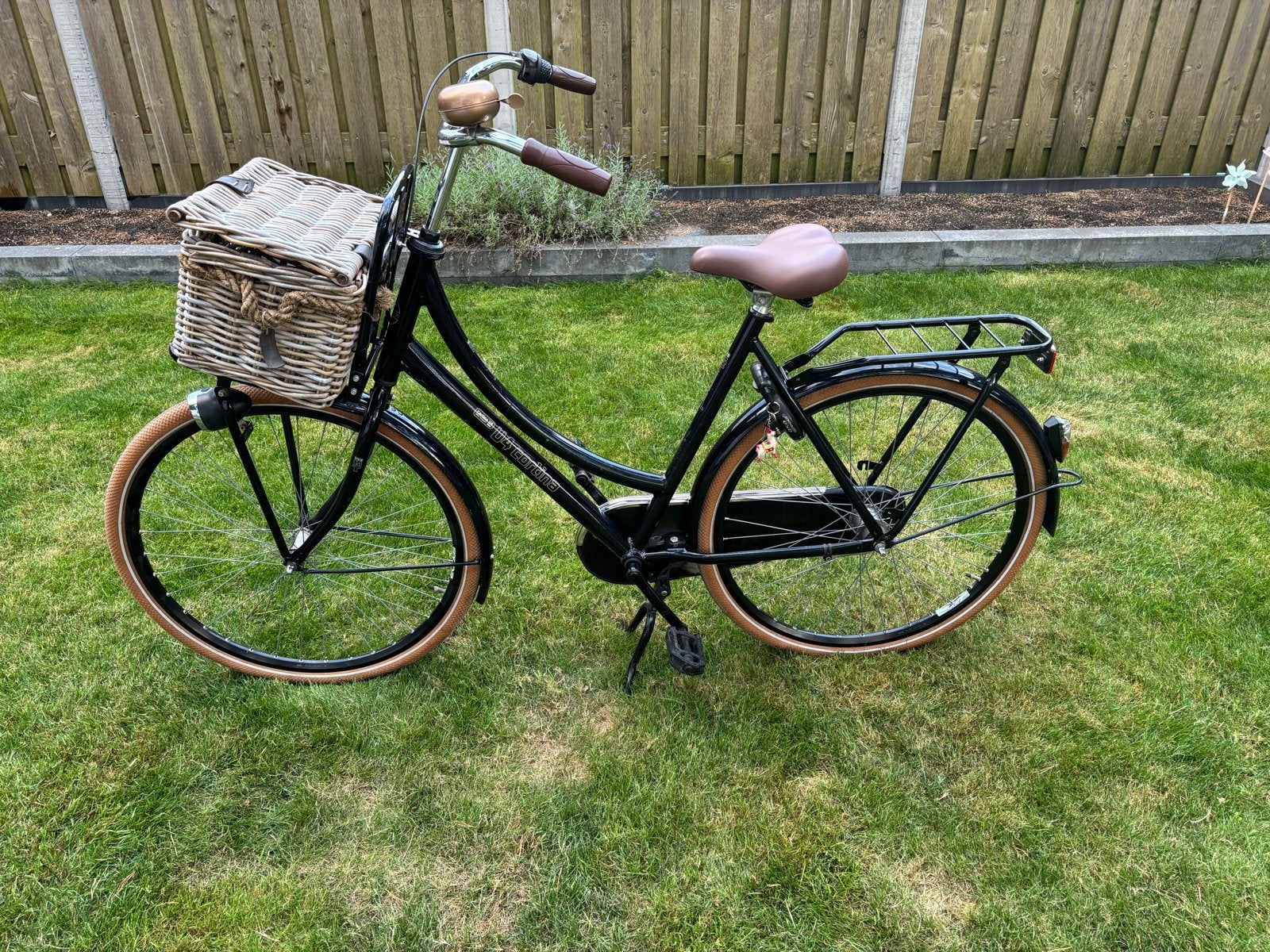 Zwarte Cortina U4 damesfiets, Terugtraprem, 53 tot 56 cm, Versnellingen, Zo goed als nieuw