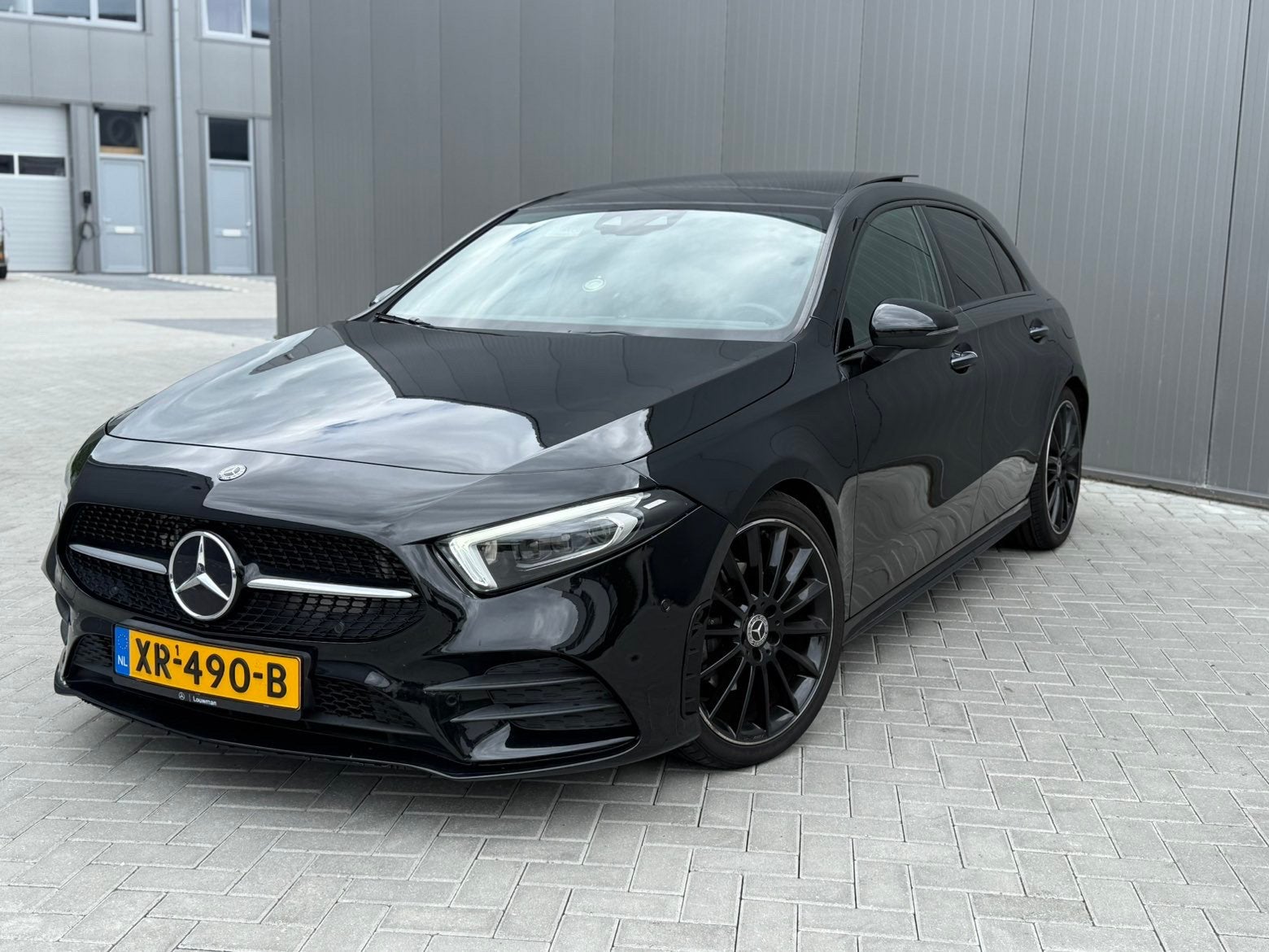 Mercedes-Benz A-Klasse A 200 163pk 7G-DCT 2019 Zwart, Auto's, 15 km/l, 4 cilinders, Origineel Nederlands, 75 €/maand