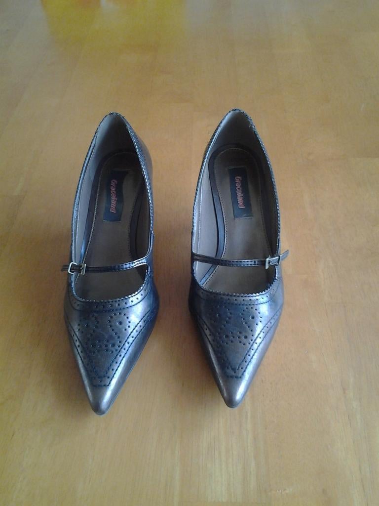 Galaschoenen bronskleurig maat 38 merk Graceland., Ophalen of Verzenden, Zo goed als nieuw, Zwart, Sneakers of Gympen