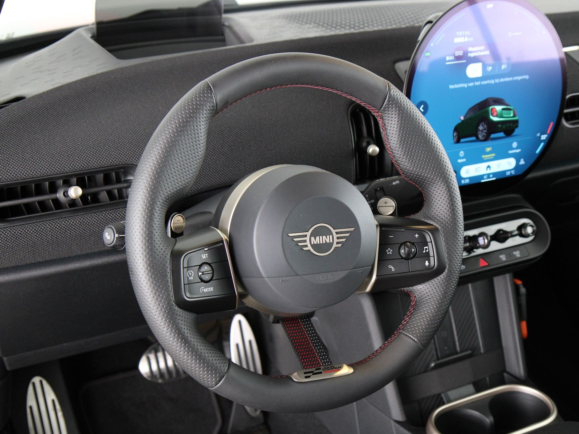 MINI Cabrio John Cooper Works Pakket XL PRIVATE LEASE EUR 91, Auto's, 1998 cc, Zwart, 4 cilinders, Cabriolet