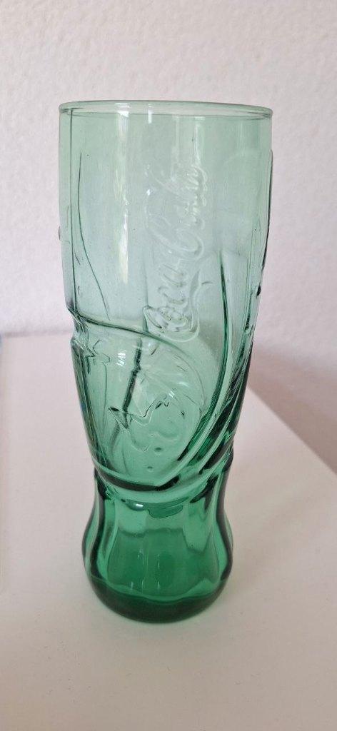2 Groene Coca-Cola glazen, Verzamelen, Glas en Borrelglaasjes, Ophalen, Gebruikt, Frisdrankglas