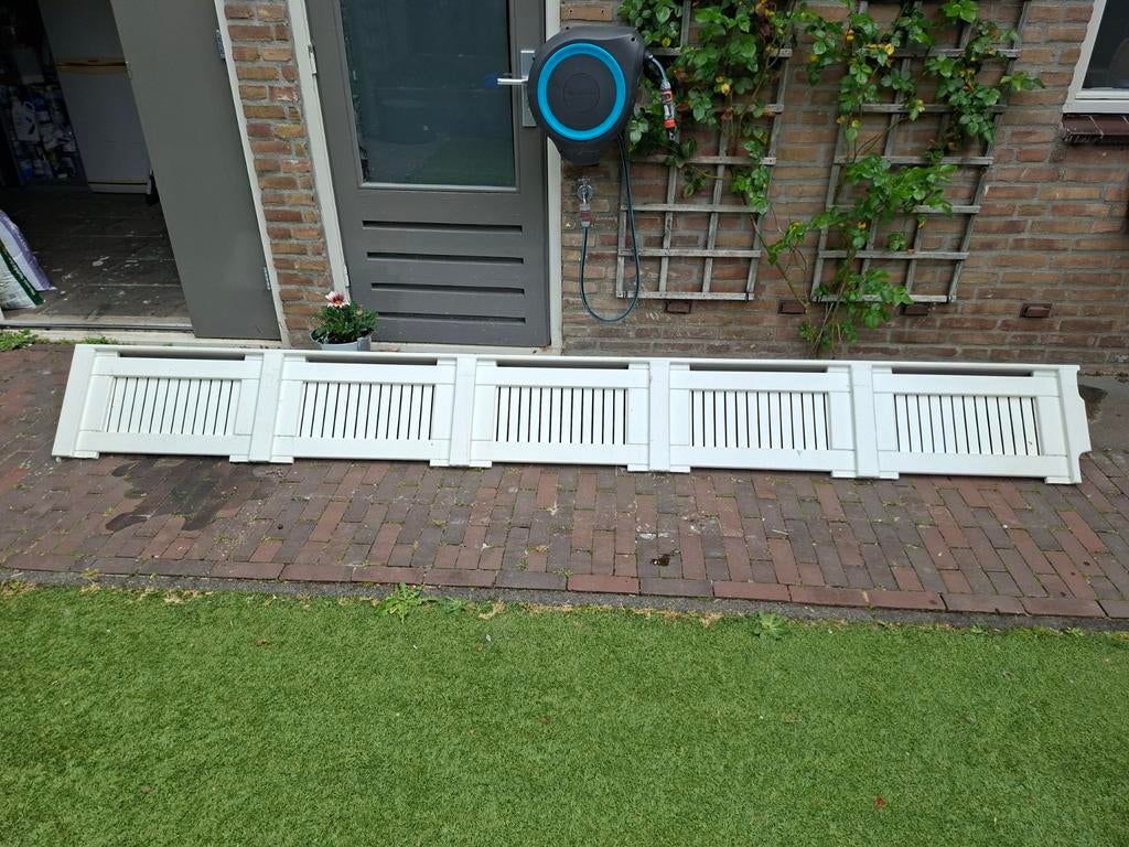 Witte houten radiator ombouw, Ophalen of Verzenden, Gebruikt