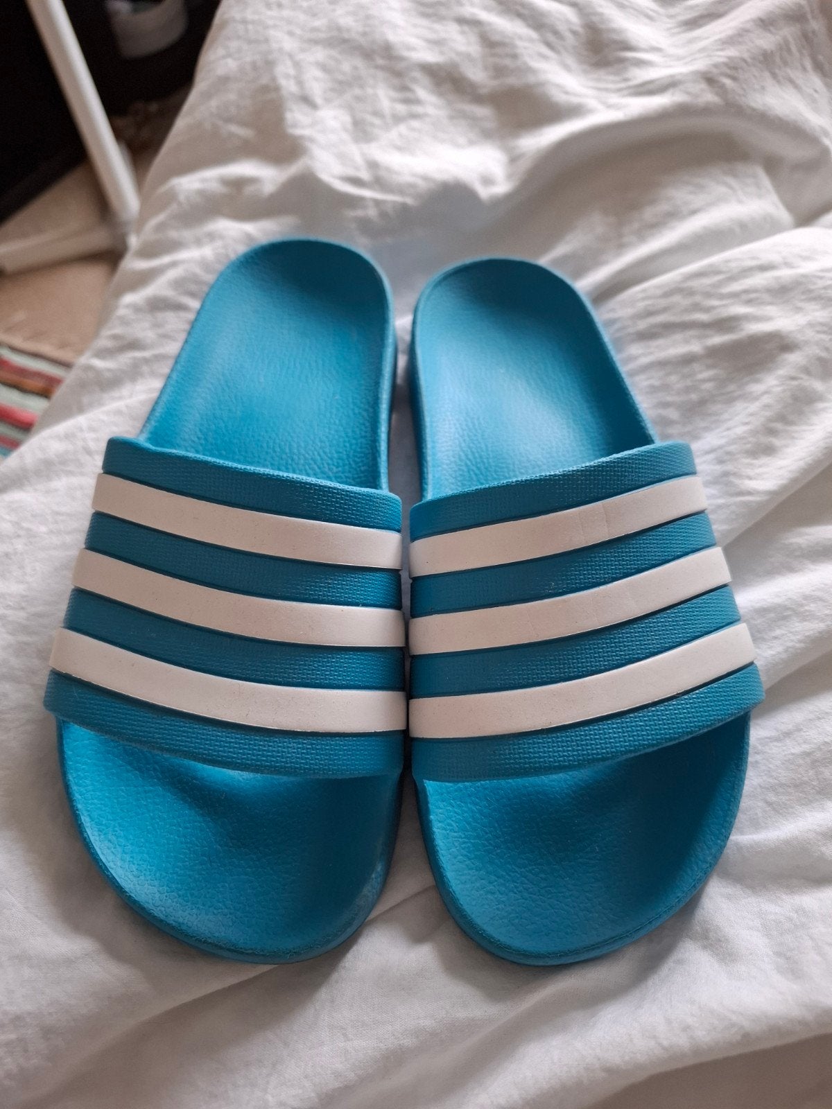 turkoois Adidas slippers maat 38, Ophalen of Verzenden, Zo goed als nieuw