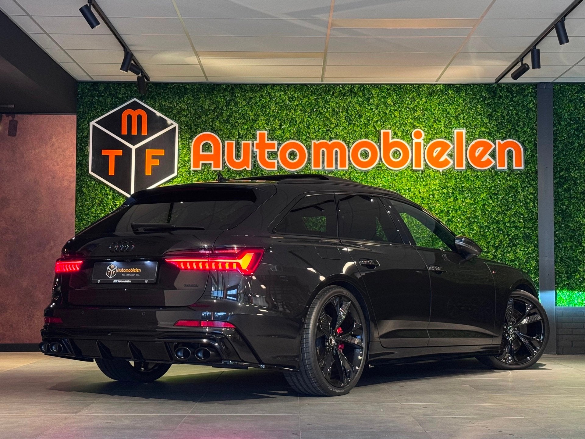 Audi A6 Avant 55 TFSI e QUATTRO 3x S-LINE 367PK|PANO|360CAME, Automaat, Gebruikt, 4 cilinders, Plug-in hybride