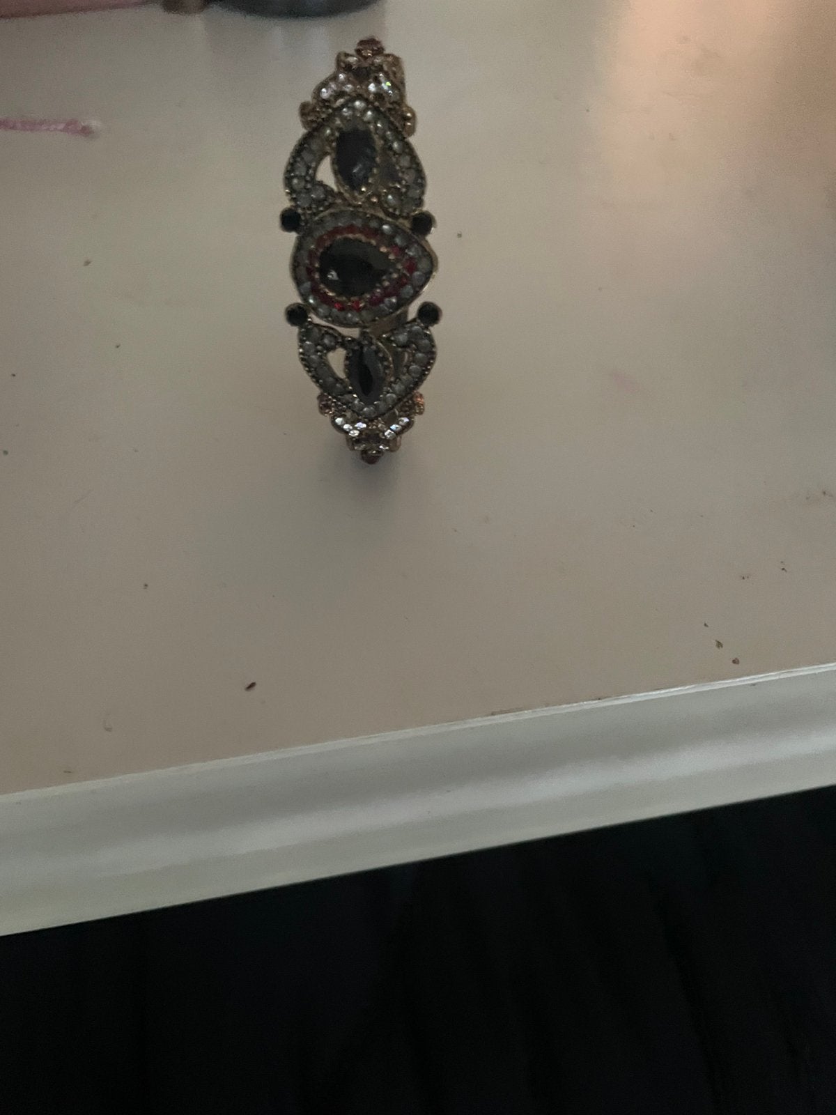 Goudkleurige armband met grote/kleine stenen., Ophalen of Verzenden, Zo goed als nieuw, Goud, Overige materialen