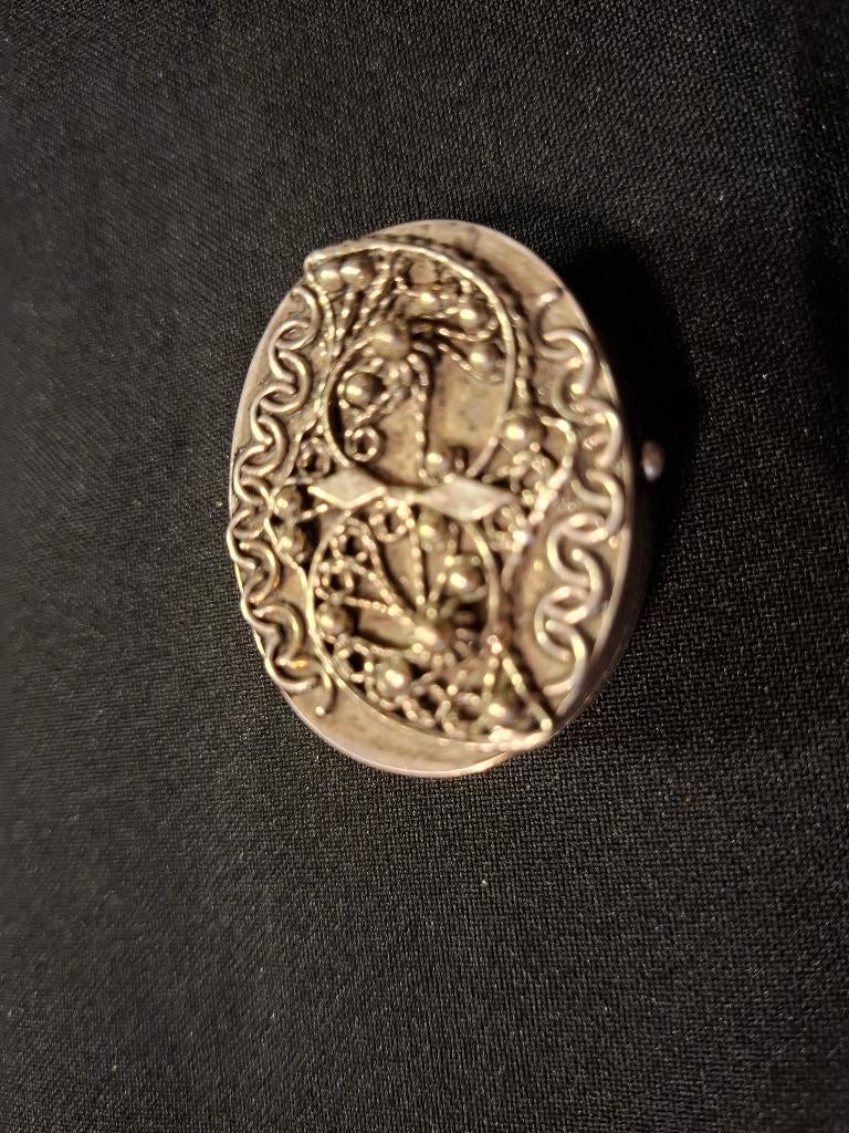 Zilveren pillendoosje, Antiek en Kunst, Verzenden, Zilver