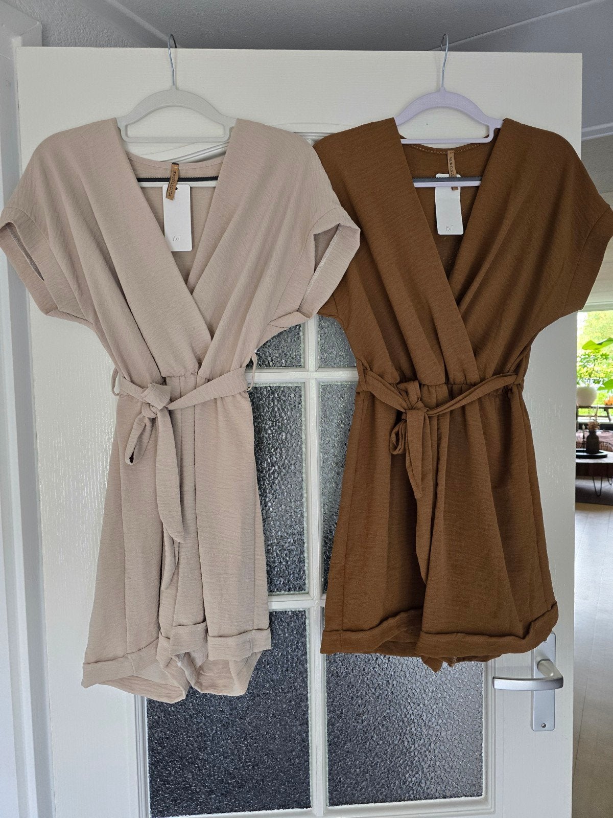 Nieuwe jumpsuit camel en beige SALE, Ophalen of Verzenden, Nieuw, Maat 42/44 (L), Beige