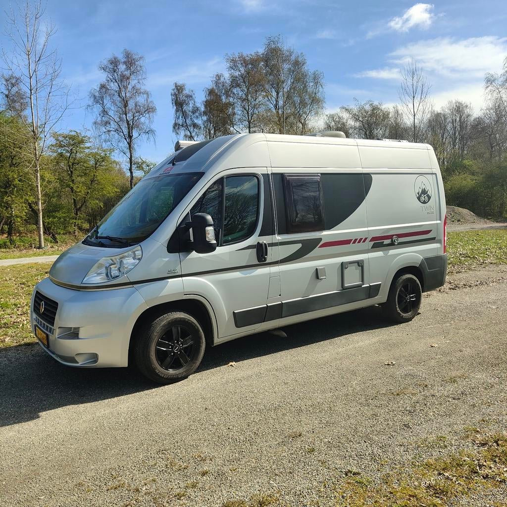 Fiat Adria Twin buscamper, Caravans en Kamperen, Campers, Koelkast, Buscamper of Camperbus, Ringverwarming, Fiat