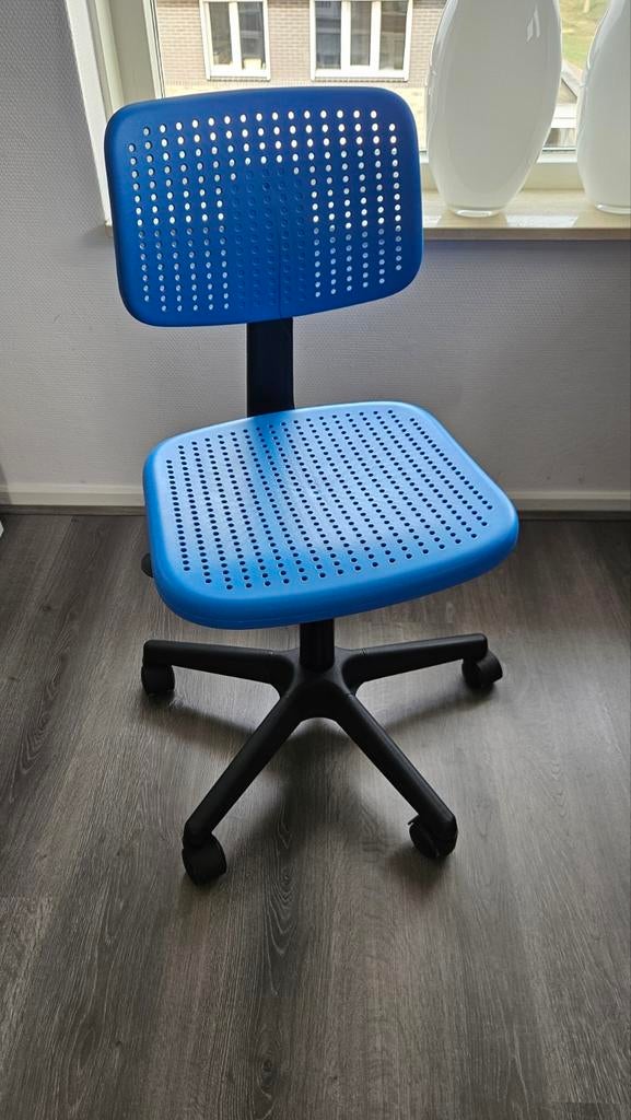 Ikea kinderbureaustoel, Ophalen, Gebruikt, Zwart, Bureaustoel