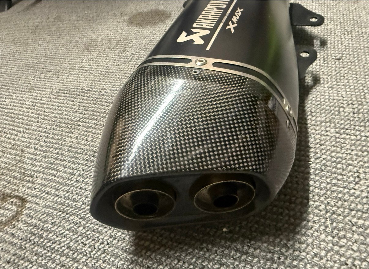 Akrapovic Slip-On Uitlaatdemper Zwart X-Max 400, Ophalen of Verzenden, Gebruikt