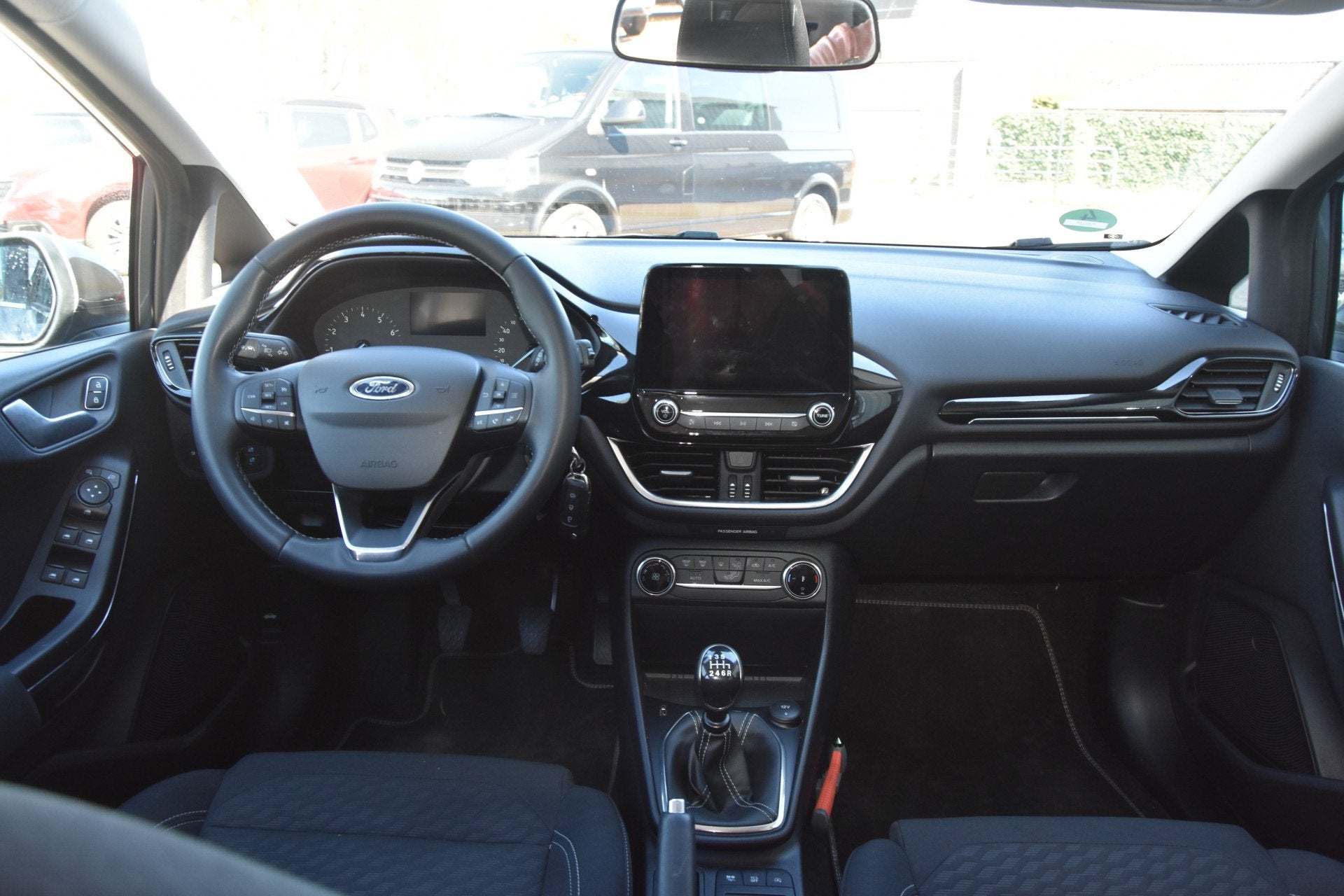Ford Fiesta 1.0 EcoBoost Titanium. N.A.P, PDC, CLIMA, Naviga, Auto's, Voorwielaandrijving, 101 pk, Gebruikt, 49 €/maand