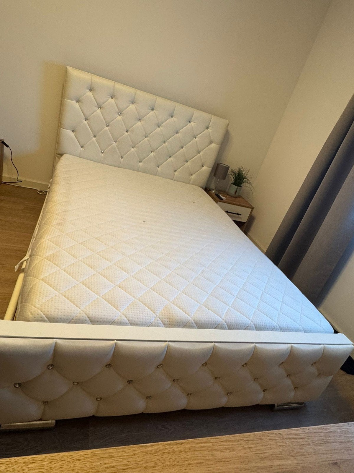 Bed 140x200 incl. lattenbodem en matras, Ophalen, Tweepersoons, Wit, 140 cm