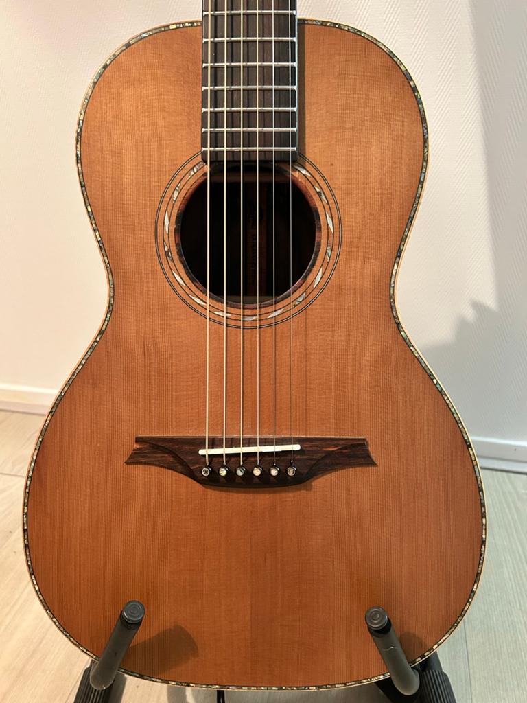 Bromo Akoestisch -elektrische Gitaar 6E *NIEUW* massief, Ophalen, Nieuw, Western- of Steelstringgitaar, Met koffer