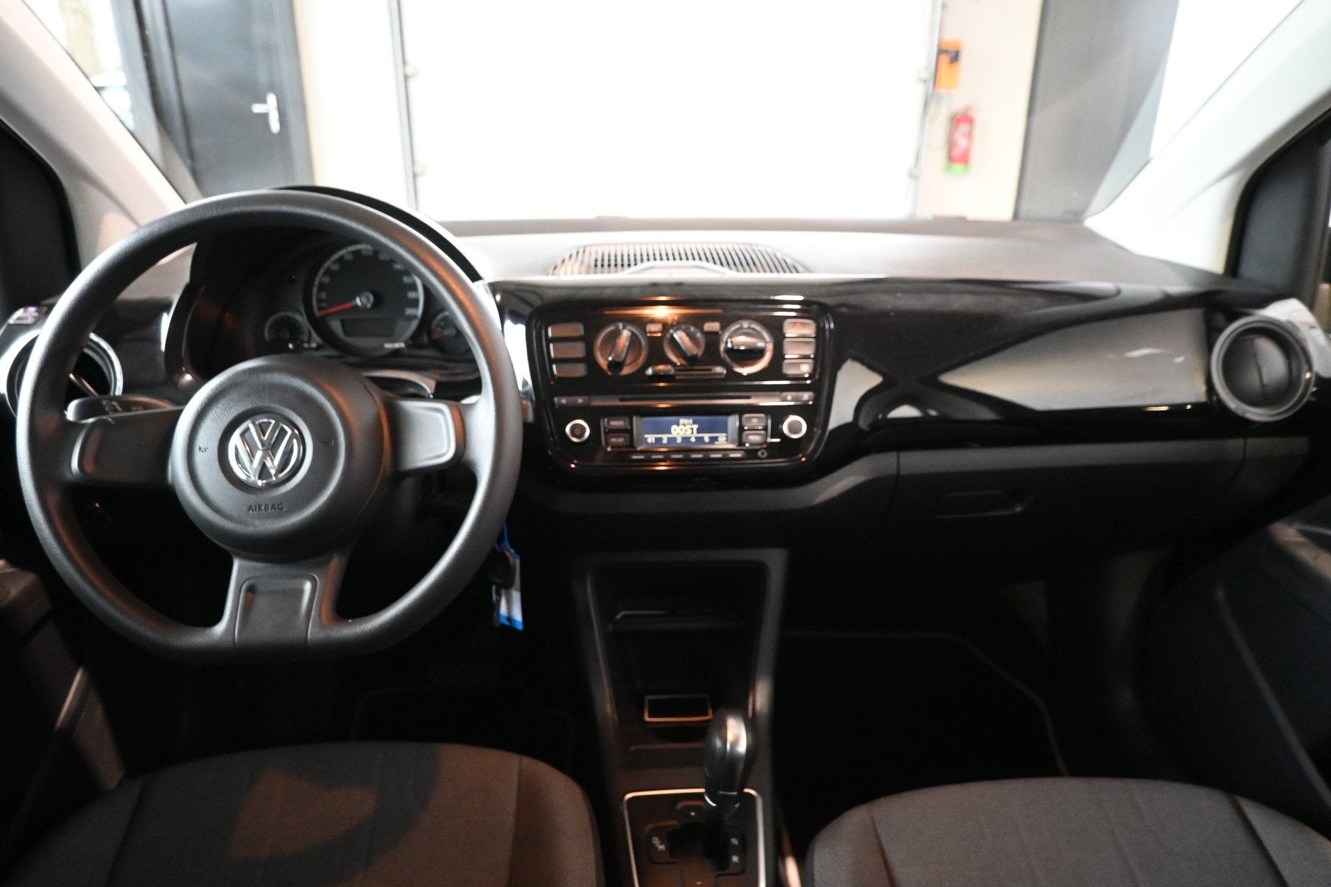 Volkswagen up! 1.0 Move Up! Automaat Airco Elektrisch Pakket, Auto's, Euro 5, Stof, Gebruikt, Met garantie (alle)