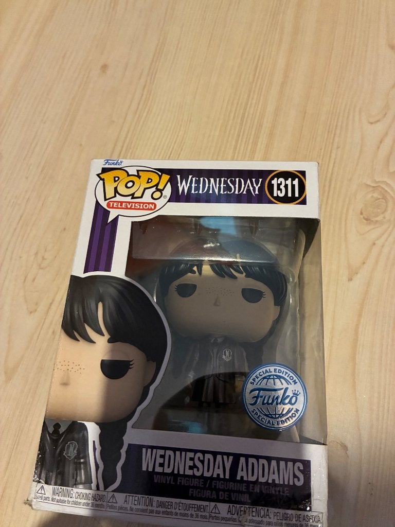 Funko Pop figuur van Wednesday, Ophalen, Zo goed als nieuw