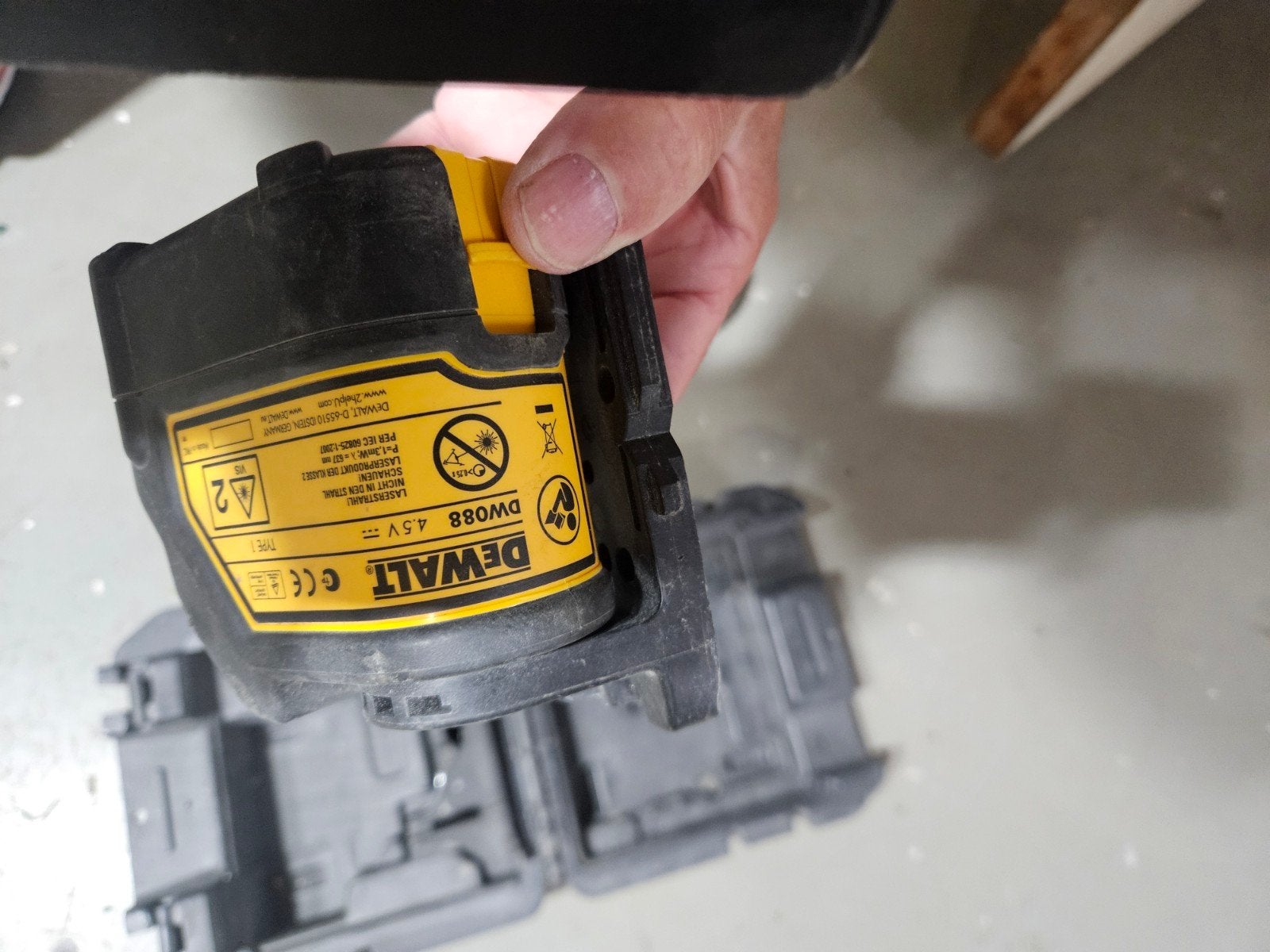 DeWalt DW088 Kruislijnlaser in Koffer, Ophalen of Verzenden, Gebruikt