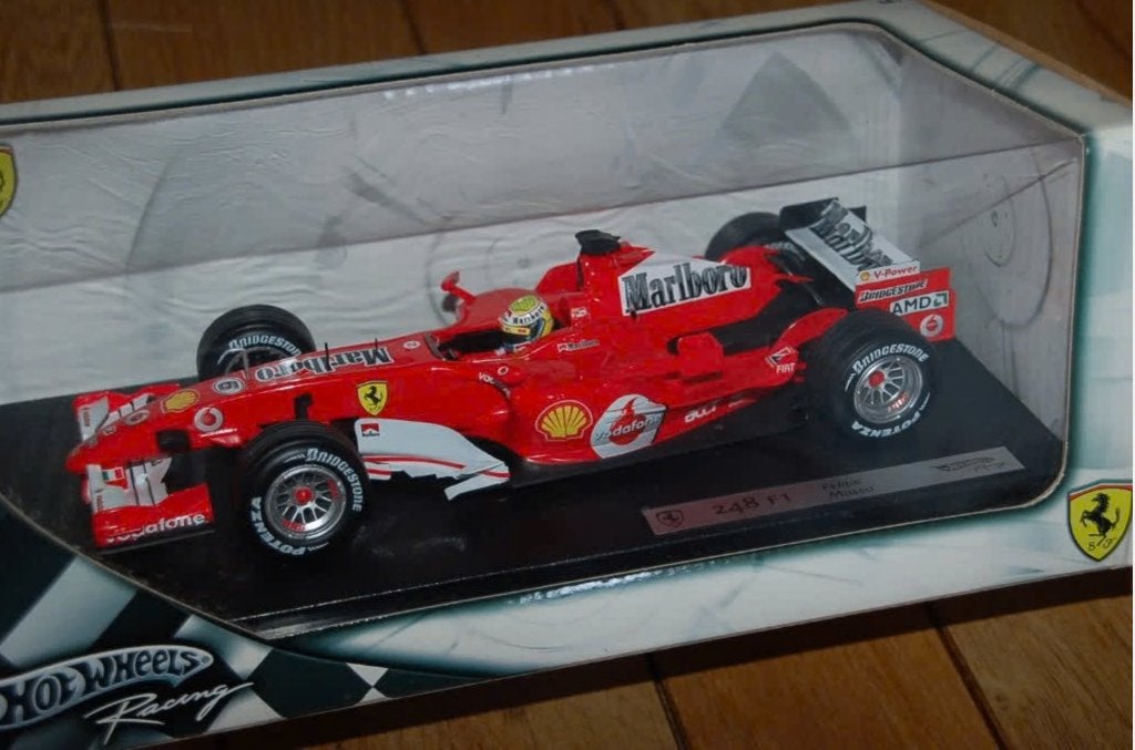 1:18 FERRARI 248 F1 Marlboro Felipe Massa Hotwheels WRH, Verzenden, Zo goed als nieuw, Auto, Hot Wheels