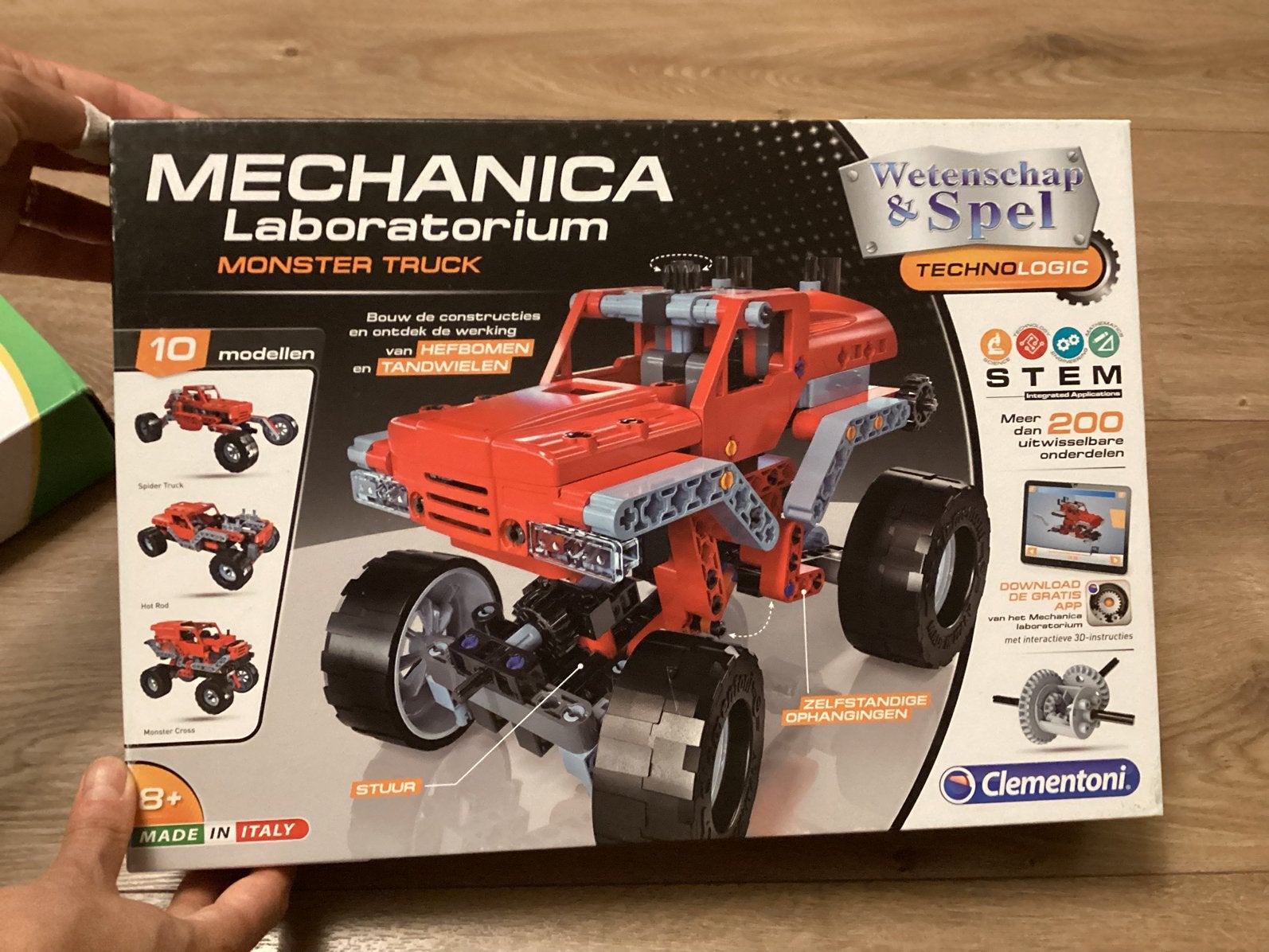 Mechanica laboratorium auto /nieuw aleen open gemaak\, Ophalen, Nieuw, Overige schalen, Auto onroad