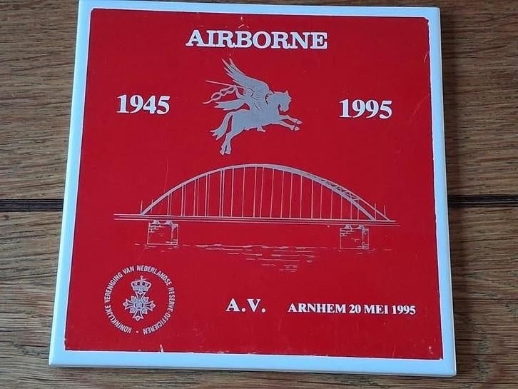 Airborne Oosterbeek tegel slag om arnhem woii, Ophalen of Verzenden