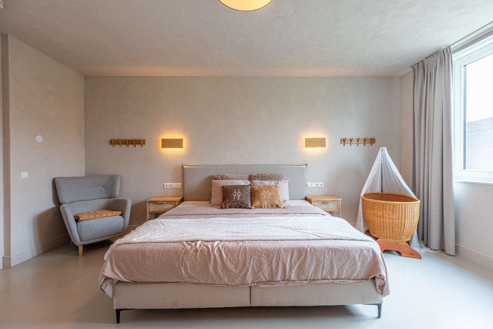 Matt Sleeps boxspring en matras 200x200 beige/taupe, Huis en Inrichting, Ophalen, Gebruikt, Tweepersoons