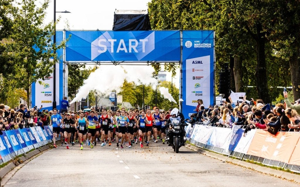 Halve Marathon Eindhoven ticket, Tickets en Kaartjes, Eén persoon, Oktober