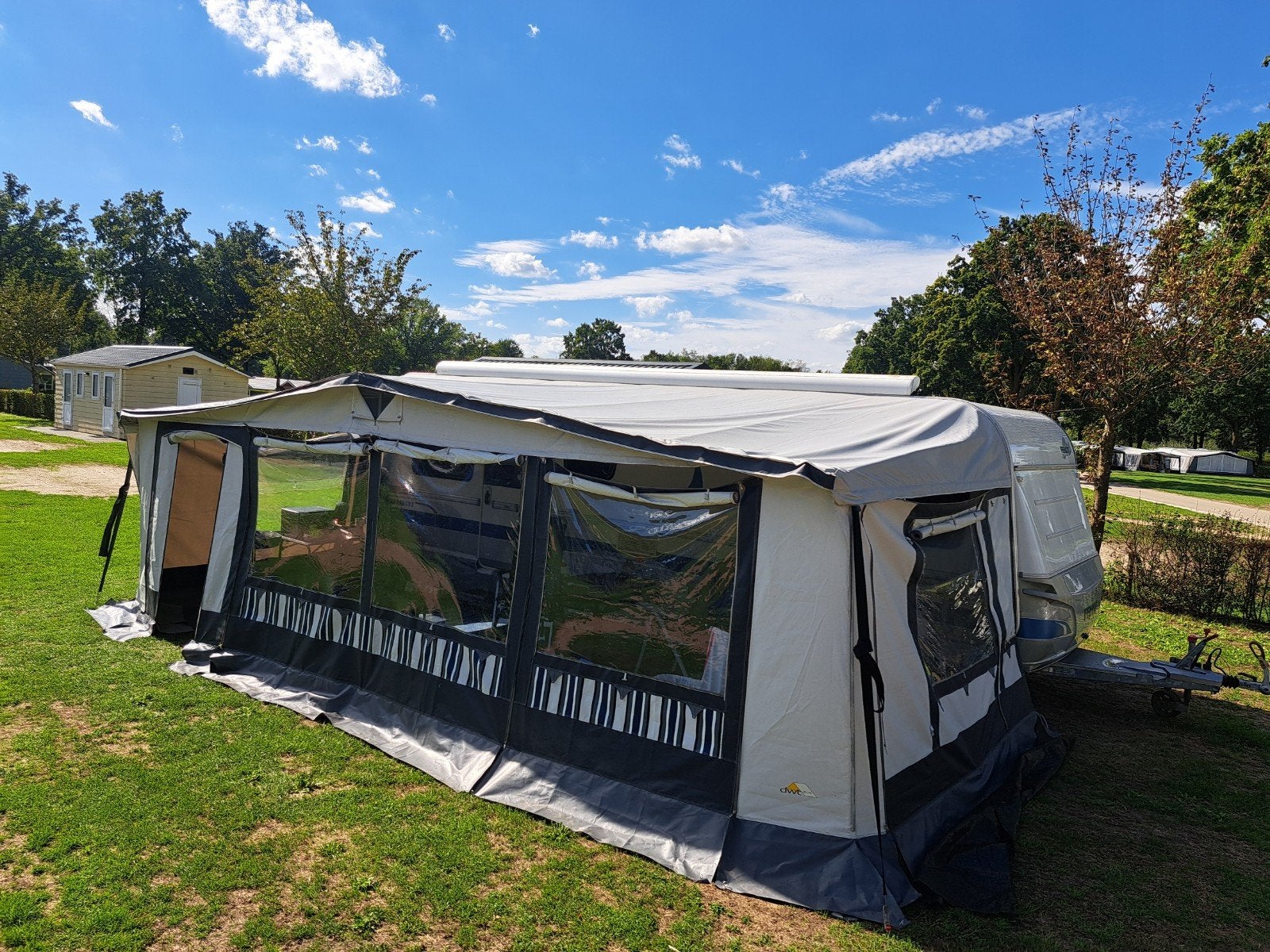 Foto 10 van Fendt Diamant 700 Caravan met DWT voortent