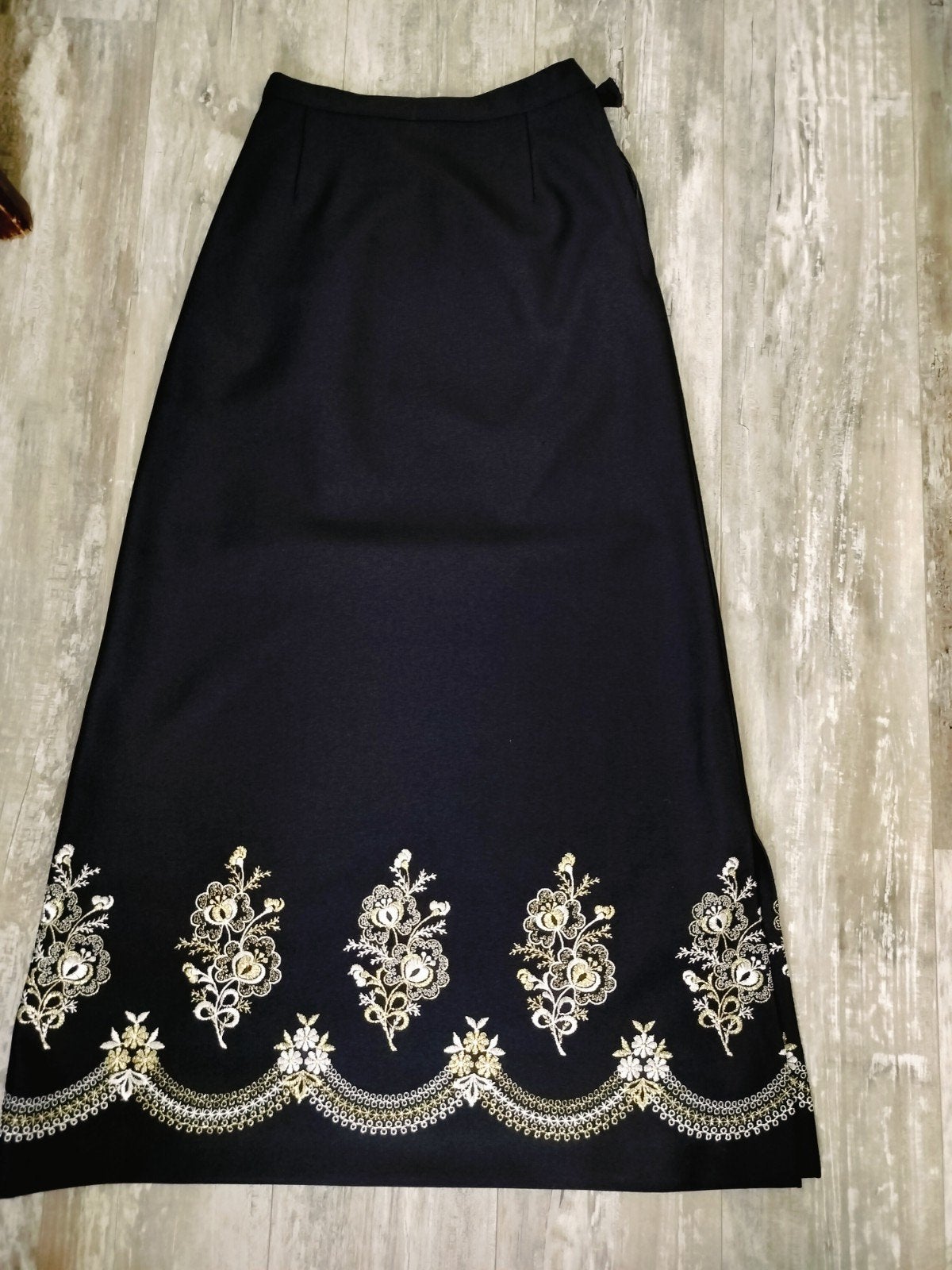 Vintage rok met borduurwerk, Kleding | Dames, Rokken, Maat 38/40 (M), Zwart, Ophalen of Verzenden, Zo goed als nieuw