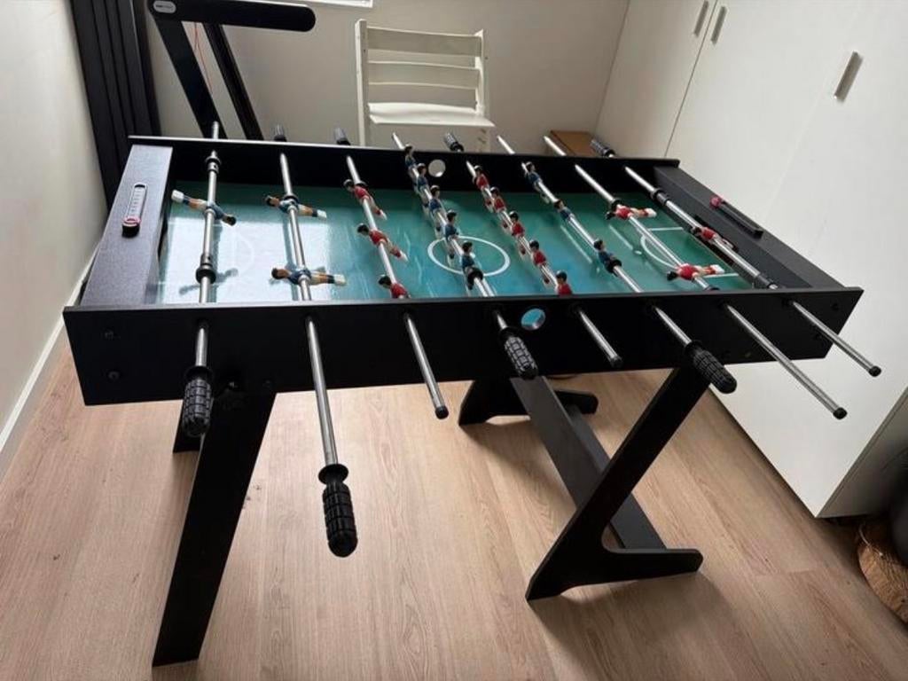 Tafelvoetbaltafel - Compleet met ballen en scoreborden, Kinderen en Baby's, Speelgoed | Speeltafels, Ophalen, Zo goed als nieuw